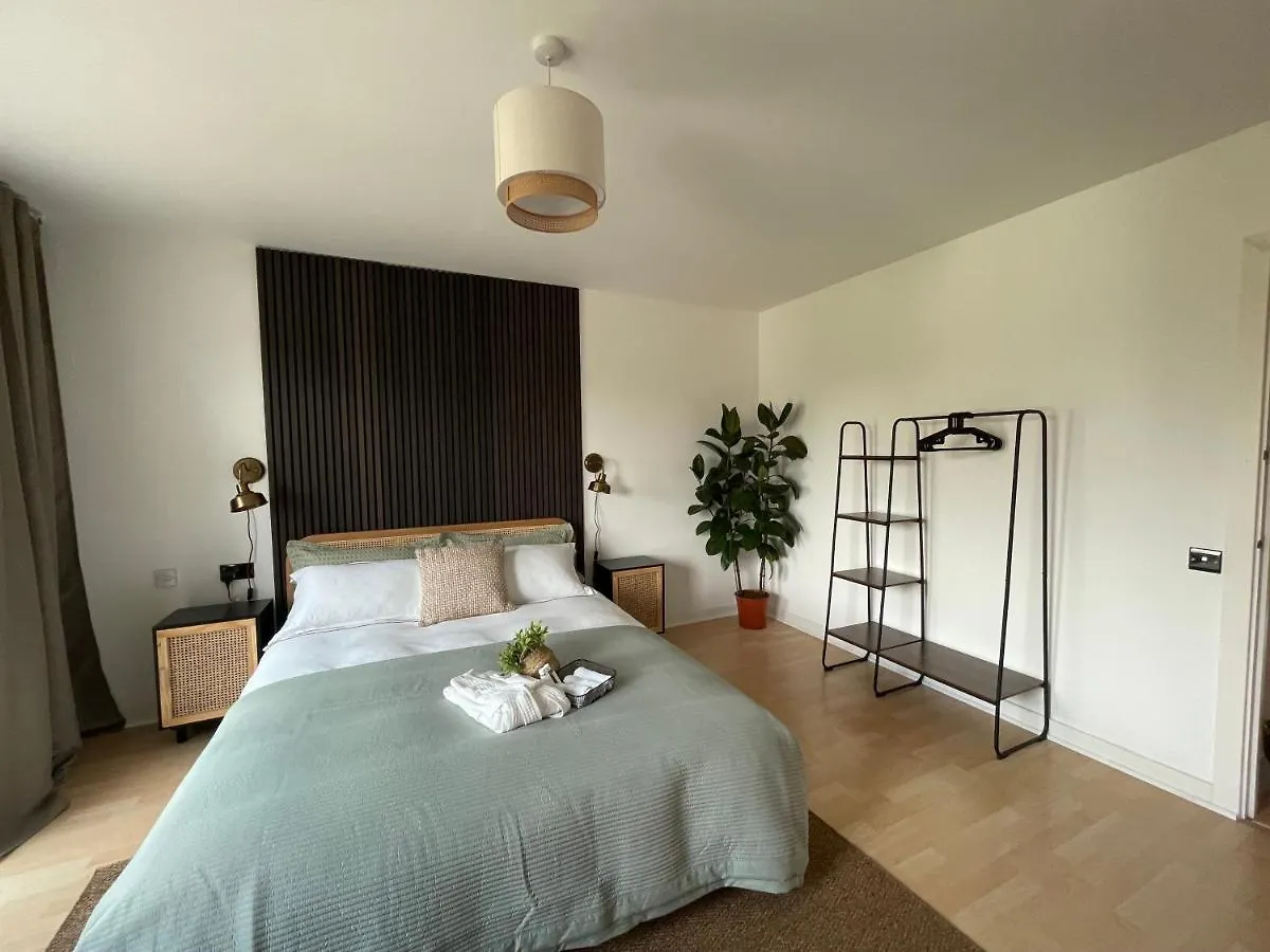 Quiet Luxe Home With Gym And Free Parking Thamesmead  0*, Thamesmead (Greater London) United Kingdom